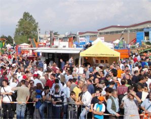 Folla alla fiera Forlener, Filiera Foresta Lerno Energia